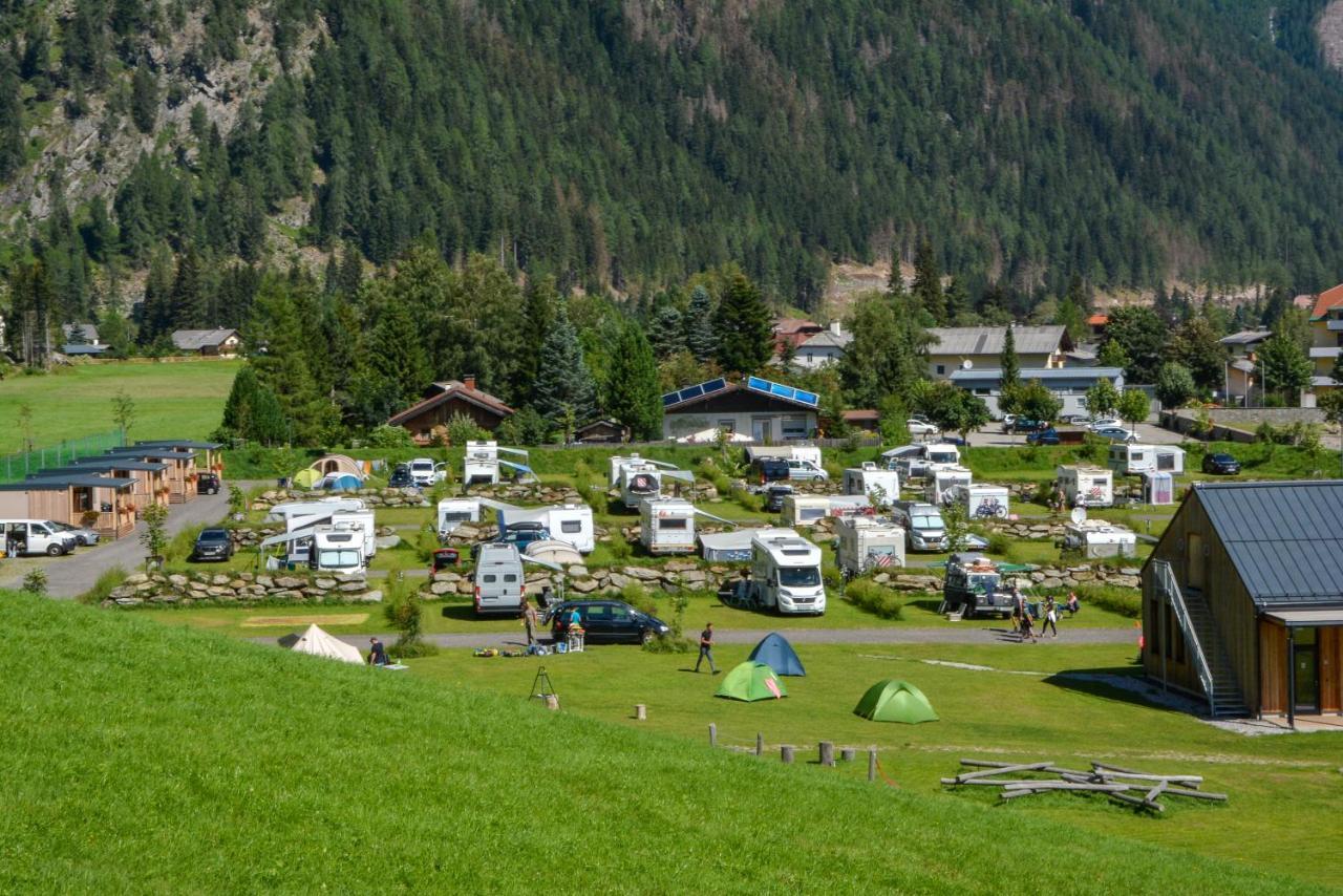 Camping HOCHoben Hotel Mallnitz Bagian luar foto
